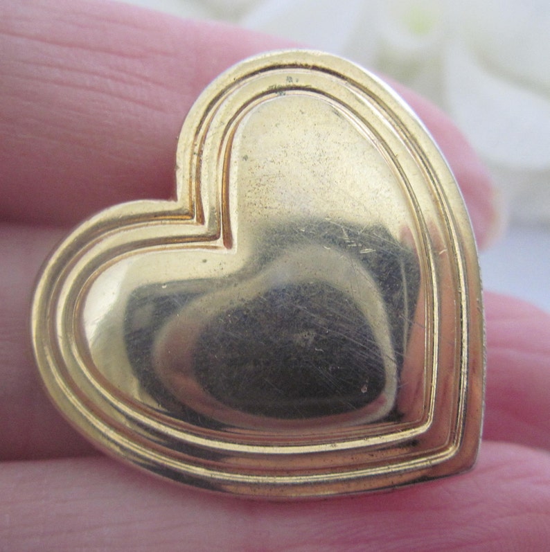 Disney Brooch 1993 Club Brooch Gold Heart The Variety Club Brooch Pin With Border Collectible