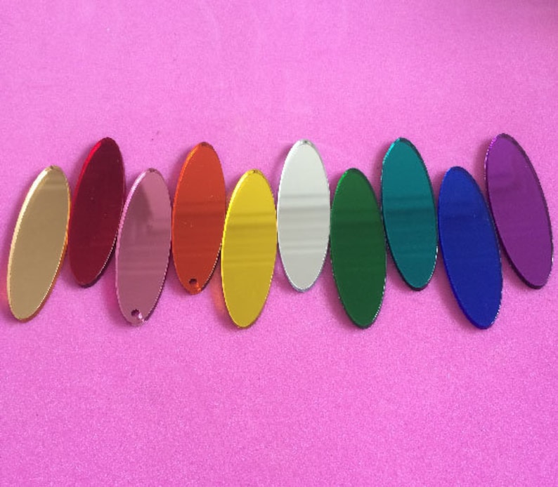 The colours available in order: Gold, Red,Pink, Orange,Yellow, Green,Jade, Blue,Purple