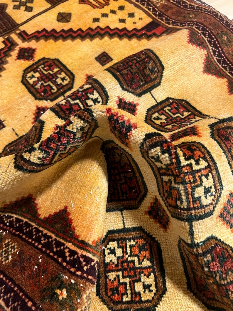 Prayer Rug Pattern Rare Vintage Turkish Wool Prayer Rug Wall Hanging Art (3'10