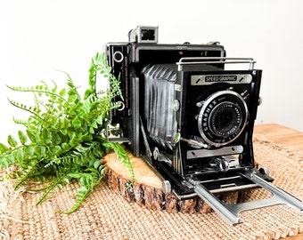 Vintage Graflex Speed Graphic Camera, 3 x 4 Anniversary, Antique Photography Film Camera, Industrial Farmhouse Decor