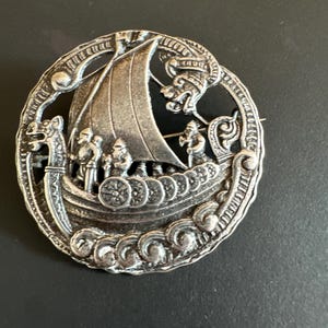 Elvik 830s silver Enamel vintage Brooch Norway Norwegian Estate Viking