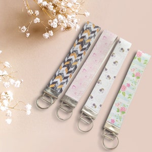 Wristlet keyring printed fuax leather