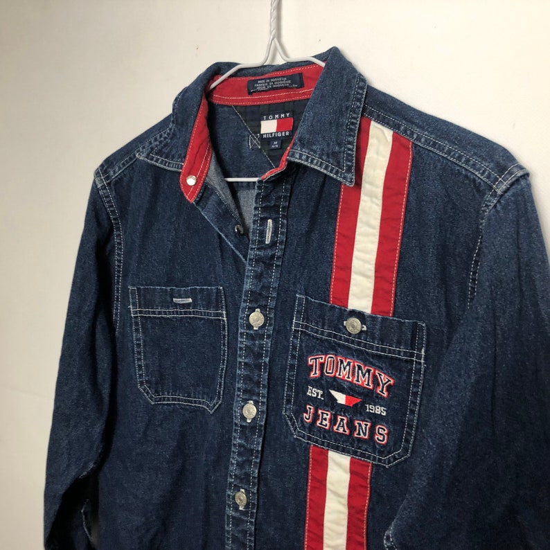 Vintage Tommy Hilfiger 90s buttown down flag denim shirt size medium