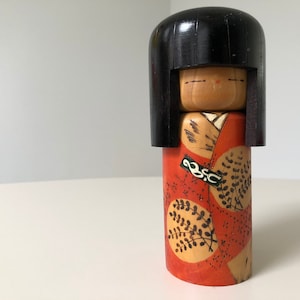 Vintage Wooden Kokeshi Doll (Japan)