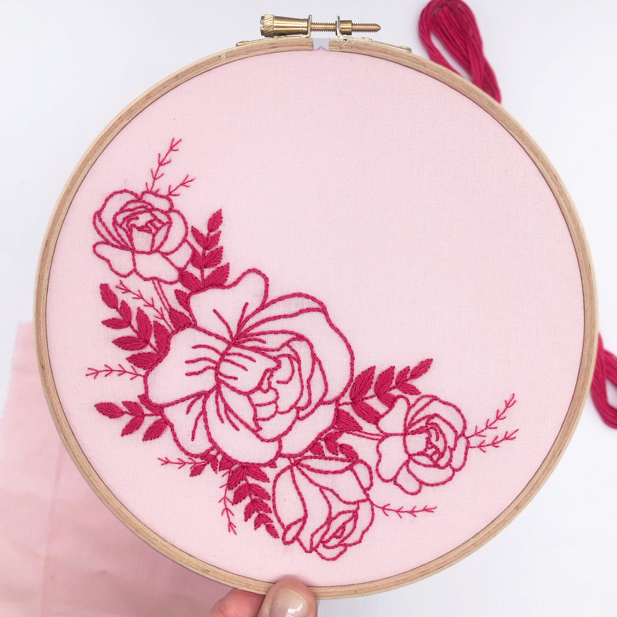 Hand Embroidery Kit, Floral Embroidery for Beginners, Wreath