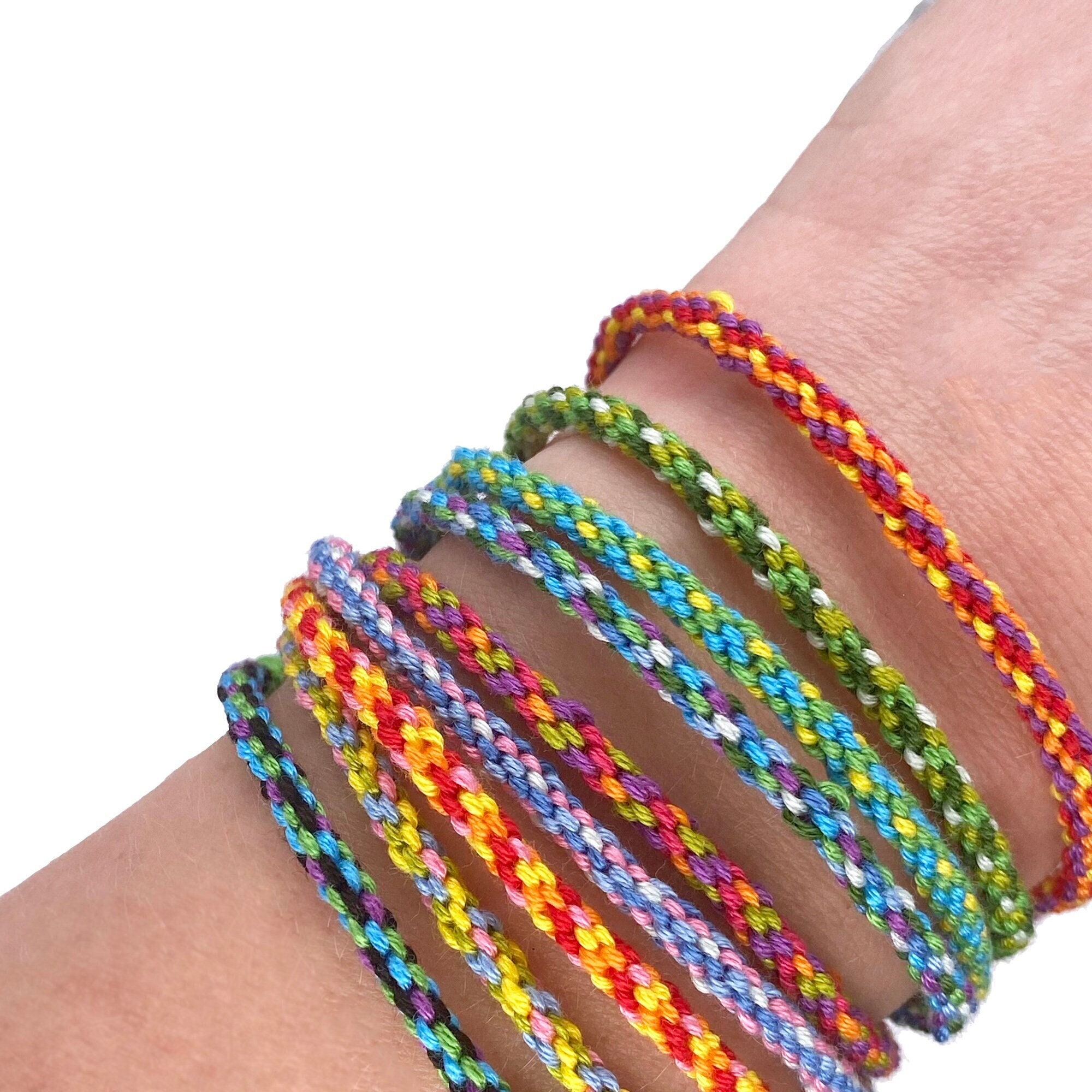 Make your own friendship bracelets - Teen Breathe