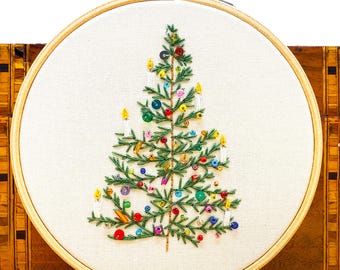 Christmas Tree Embroidery Kit for Beginners, DIY Beaded Holiday Craft