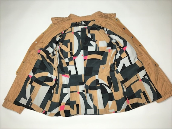 SALVATORE FERRAGAMO Vintage Quilted Jacket Beige Silk Coat SALVATORE FERRAGAMO Vintage Quilted Jacket Beige Silk Coat