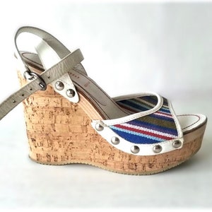 Miu Sandales Miu à plateforme en liège pour femme Cuir et toile Taille 37 EUR Fabriquées en Italie