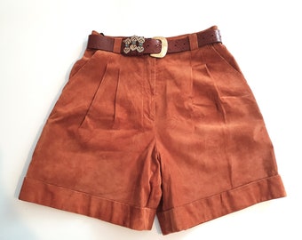 80er Jahre Wildleder Shorts, Hohe Taille Echtleder Bermuda Damen Shorts Größe M / L