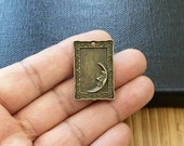 Pair Of Crescent Half Moon Face Charms Bronze Antique Vintage Design Window Photo Picture Frame Pendants DIY Mala Necklace Bracelet Earrings