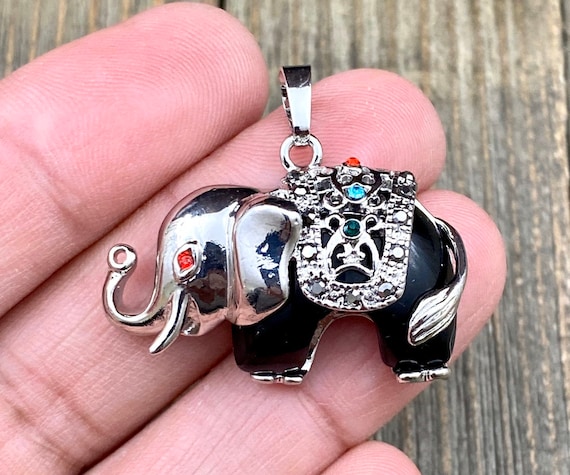 Elephant necklace and bracelet sale
