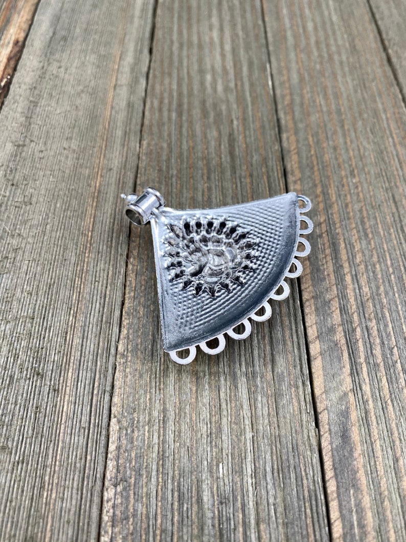 Elephant Ganesh Pendant Religious Sacred Vintage Style Antique Design Indian Tibetan Nepali Religious Yoga Mala Locket Necklace Jewelry Gift