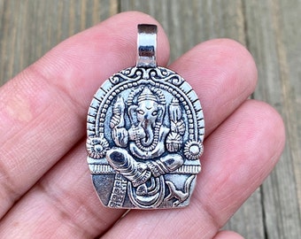 Wunderschönes Ganesha-Amulett ~ Silber ~ Nepal 23 