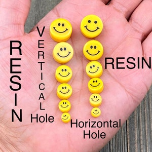 RESIN Happy Face Beads Horizontal/Vertical Hole 6/8/10/12/14/16mm Yellow Plastic Smile Double Sided Print Spacers Bohemian Jewelry Findings