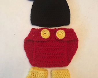 Crochet Mickey diaper cover set.