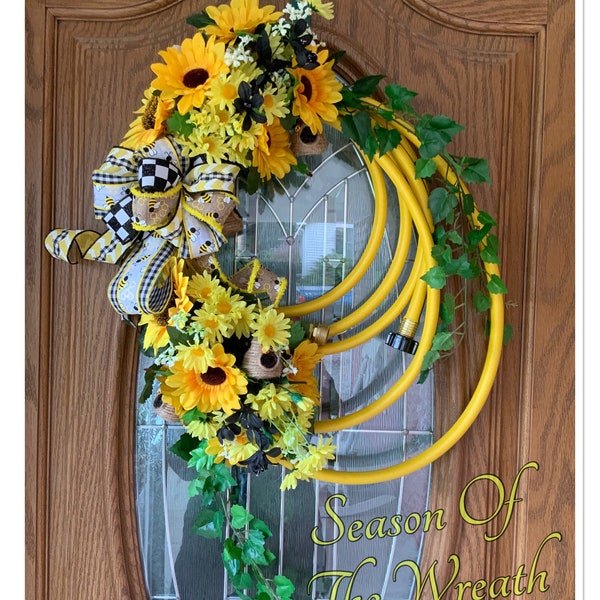 BEE HOSE WREATH, Summer wreath, Garden Hose wreath, yellow door decor, Garden wreath