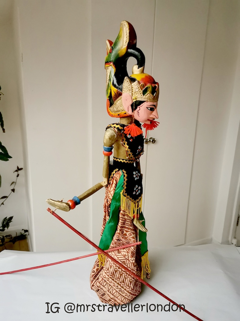 theatrical puppet Indonesian Wooden Puppet Stick Puppet Large Indonesian Puppet Stunning Vintage 1980s Indonesian Wayang Golek