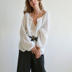 White mohair cardigan Short thick cardigan Cropped loose cardigan Warm  soft cardigan Bridal knitted cardigan Wedding open front  cardigan