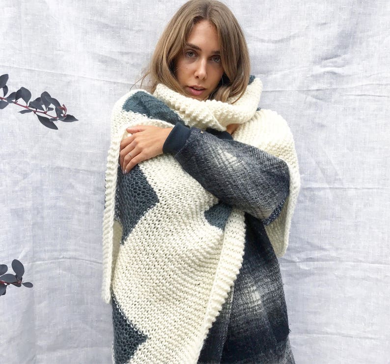 White merino wool winter scarf, Unisex chunky knit scarf, Warm handmade scarf, Long fashion scarf, Blanket oversized scarf, Mohair scarf image 5