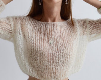 Handgestrickter Mohair Cropped Pullover für alle Anlässe: Boho Mesh, Elfenbein Weiss