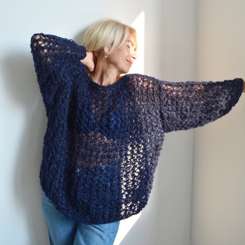 Loose-Fit Solid Color Sweet Bow-Knot Sweater main image 0