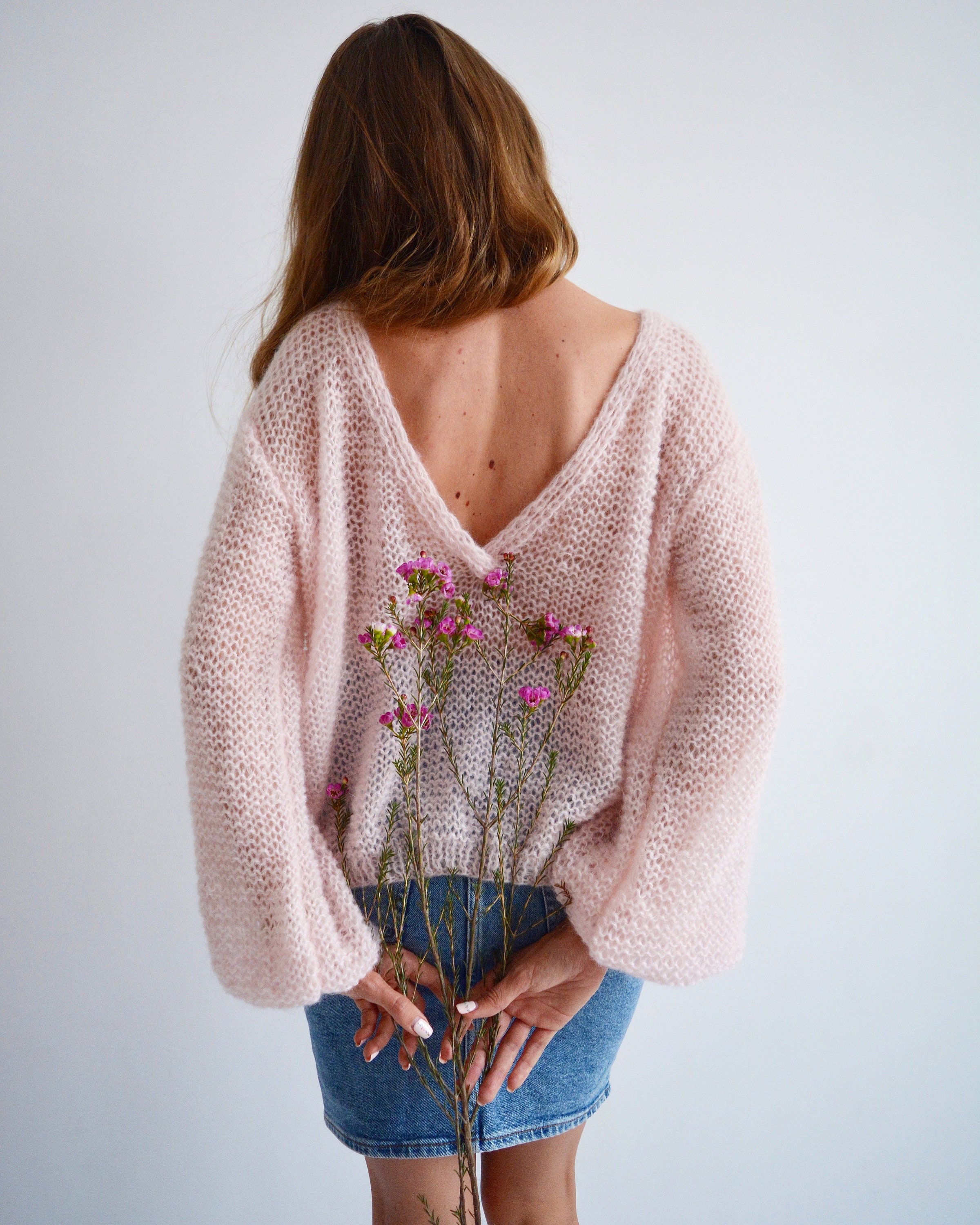 【送料&関税込】Bally Light Pink Wool Sweater il_fullxfull.1847990819_osin.jpg