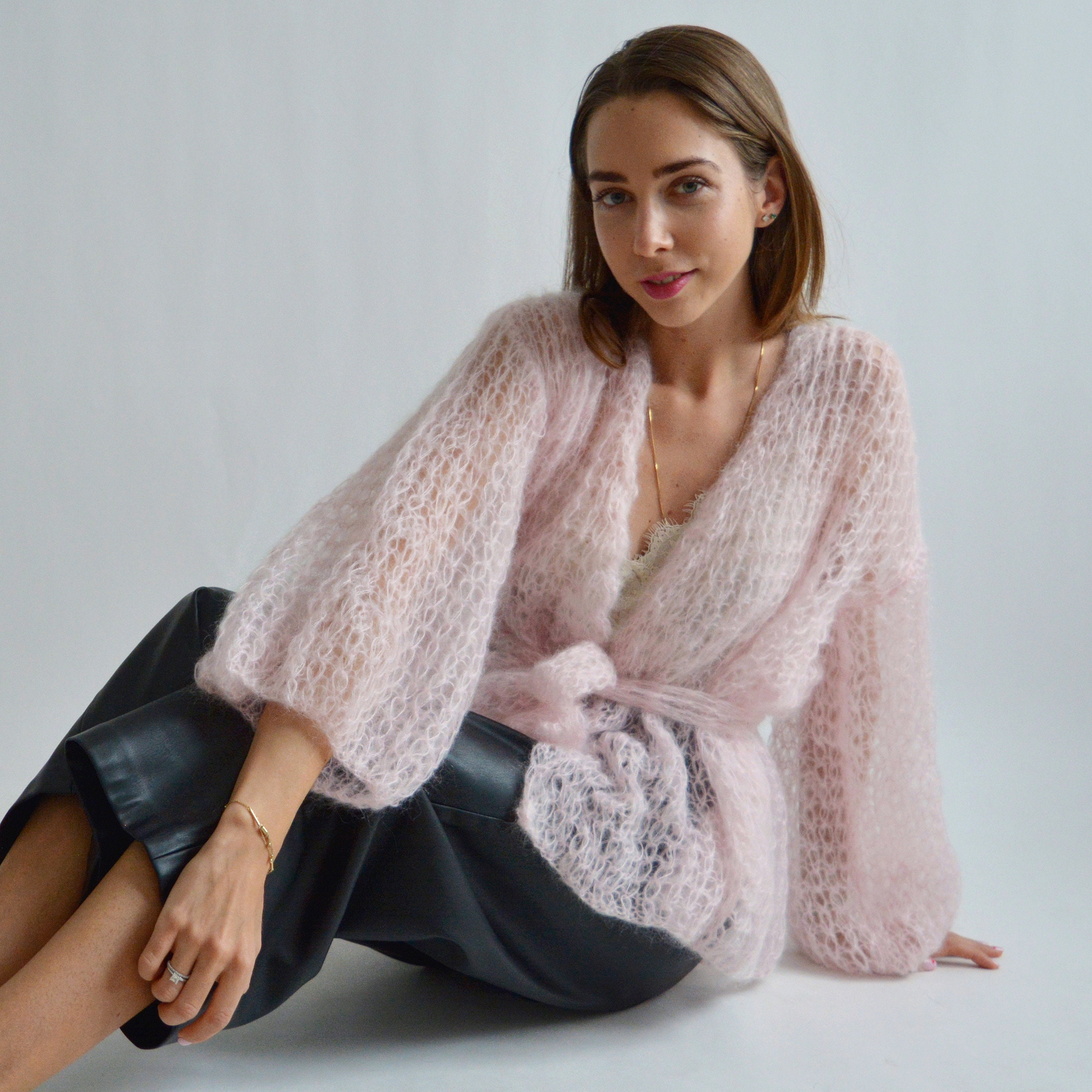 トップス perverzeTie-dyed Mohair Cropped Cardigan PERVERZE TIE-DYE MOHAIR CROPPED CARDIGAN Cardigan