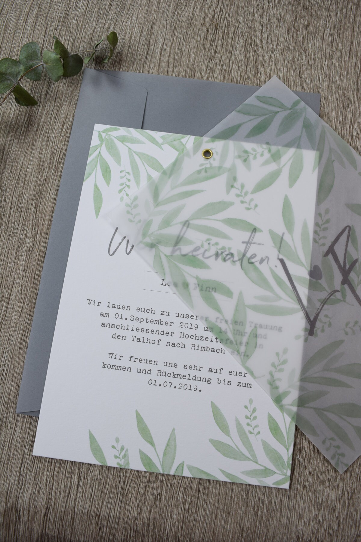 A Glossary of Important Wedding Invitation Terms