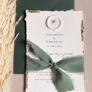 Einladungskarte mit Siegel weiß, Schleifenband grün