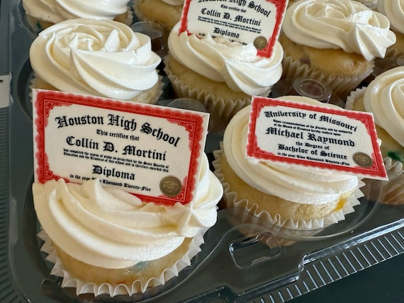 20 Red edible graduation diplomas Cupcake toppers or rice crispy treats. Frosting sugar paper Class of 2026 miniature College High school