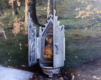 Antique Triptych with Holy Water Font of the Apostle Santiago./Antique Religious Triptych