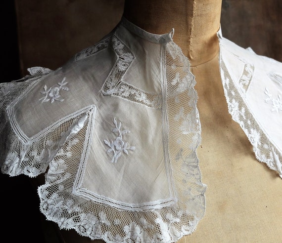Superb Antique Lace Collar/ Handmade French Victor