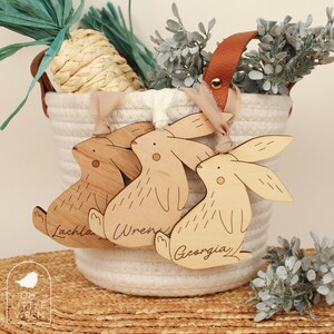 etiqueta de nome de cesta de páscoa de coelho de herança • etiqueta de coelho personalizada para presente infantil • decoração de primavera personalizada • centro de mesa de cartão de lugar de páscoa