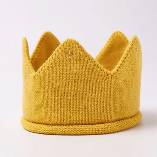 Crown baby knitted hat photo prop for birthdays newborn