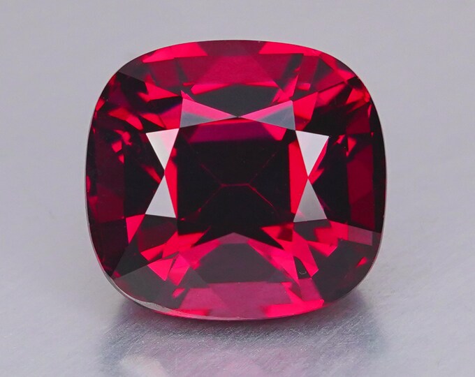 Garnet naturel rhodolite pierre précieuse non sertie 9,03 carats Coupe en cœur, Tanzanie Certificat - En vente sur France