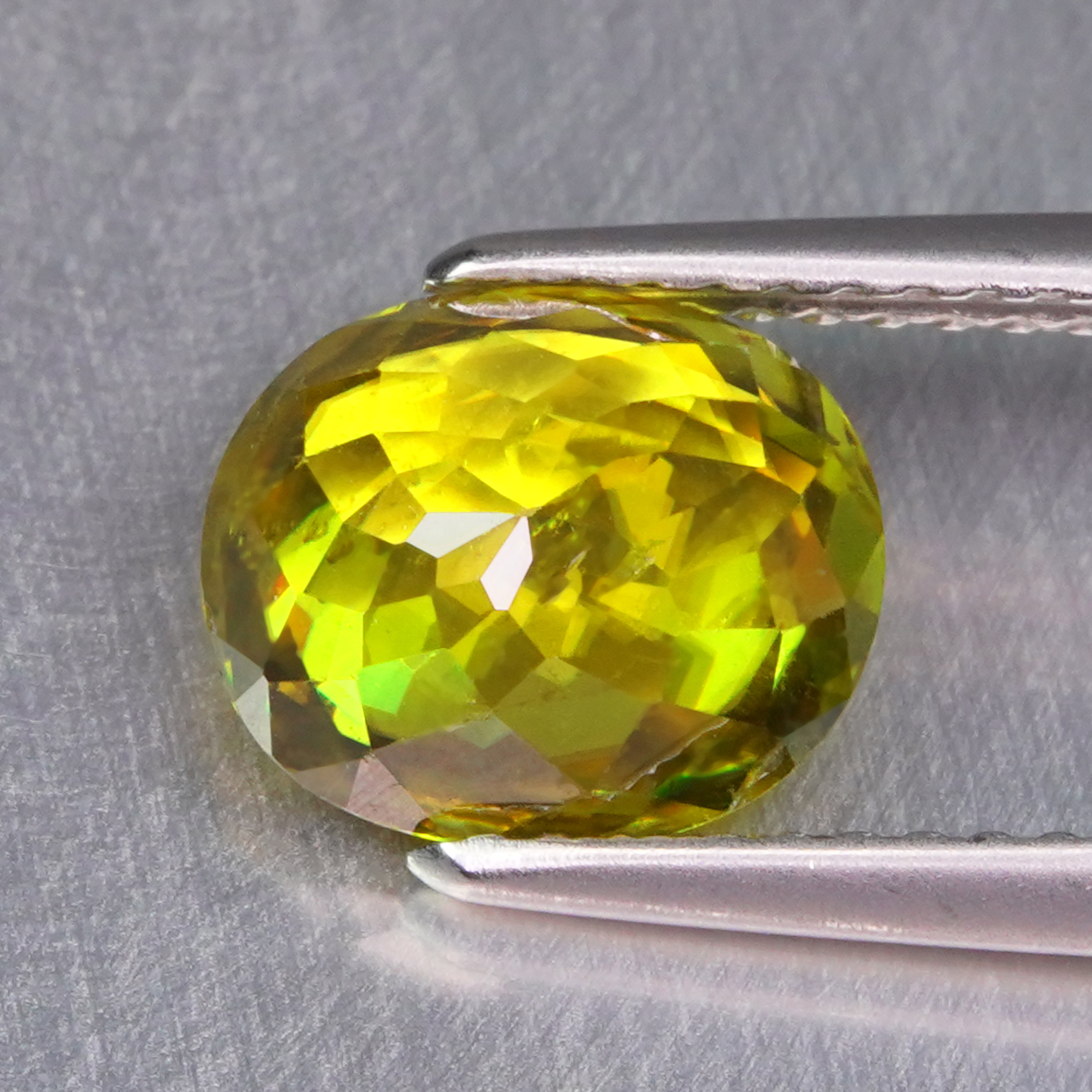 【天然スフェーン】4mm 天然スフェーン】4mm スフェーン｜天然石ビーズの卸問屋・通販ケンケン