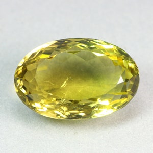 14.72 CT Stunning! Very Rare Oval 100% Natural Yellow Lemon Quartz From Brazil