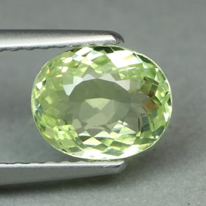 1.80 Ct Incredible ! Natural Fancy Green Chrysoberyl Oval Cut From Sri Lanka
