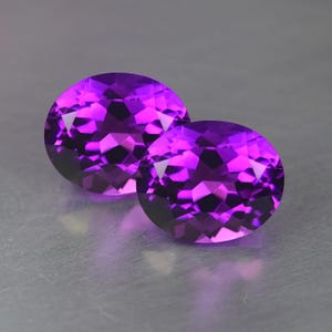 9,17 ct Traumhaftes Paar ! Unbehitztes violettes Amethyst Paar aus Bolivien