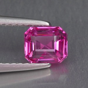 0.95 Ct Glowing Vibrant Pink MAHENGE SPINEL 100% Natural From Tanzania