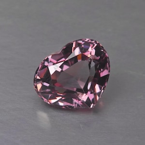 0.97 Ct UNHEATED ! Glowing Beige Pink Heart Shape Spinel Loose Gemstone From Burma