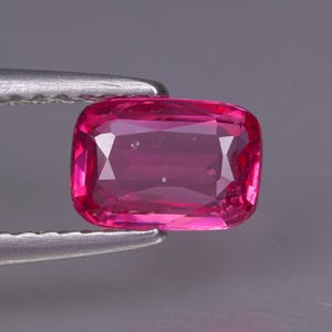 Astonishing 1.00 Ct Unheated MAHENGE SPINEL 100% Natural From Tanzania