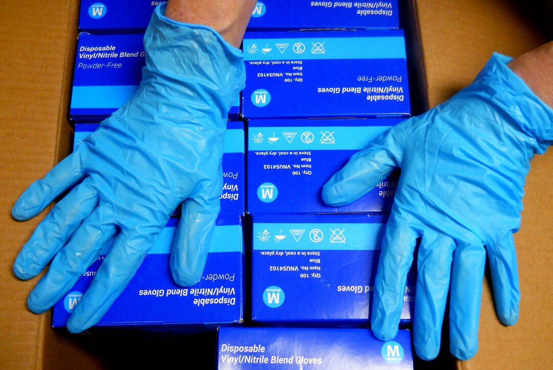 Blue Disposable Vinylnitrile Blend Gloves, Powder Latex Free, Size