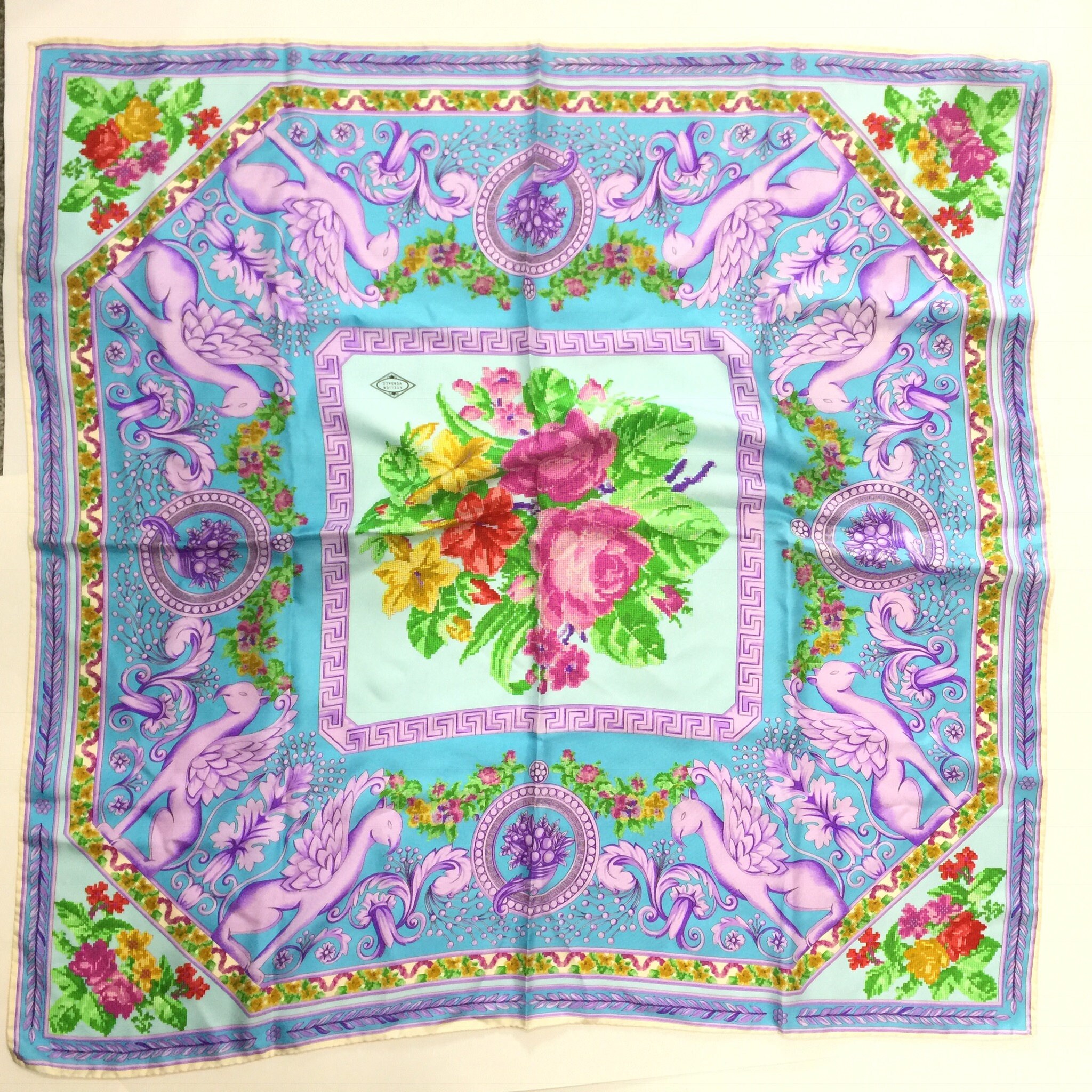 Vintage Atelier Versace 100% Silk Twill Scarf spring colours flowers ...