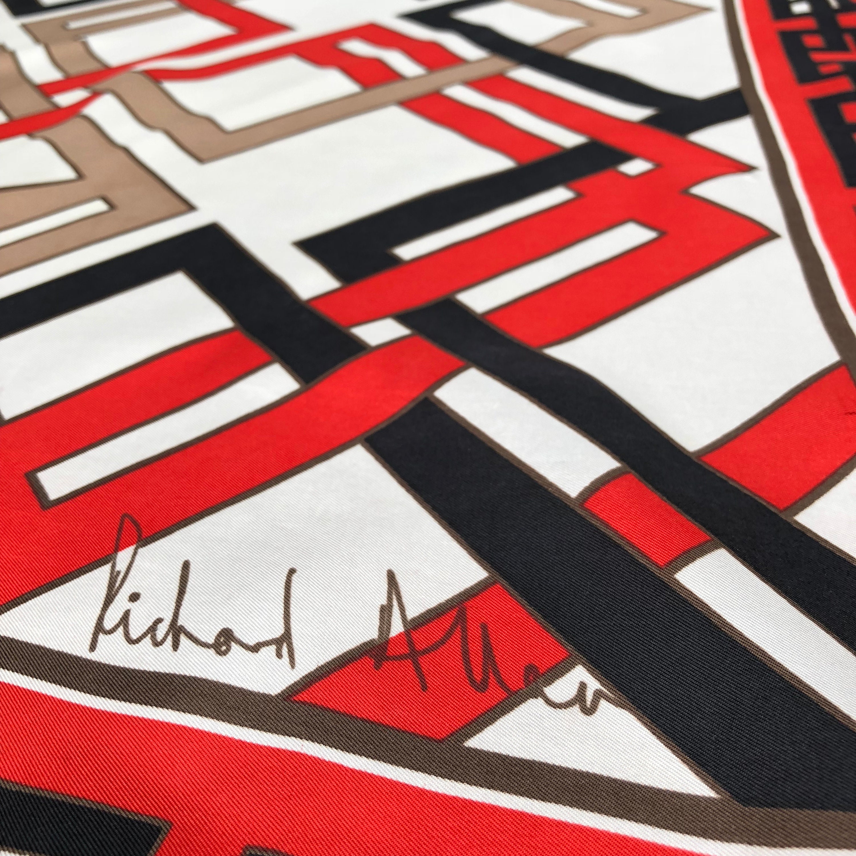 VINTAGE 1960s Richard Allan 100% Silk Scarf 28 United Kingdom