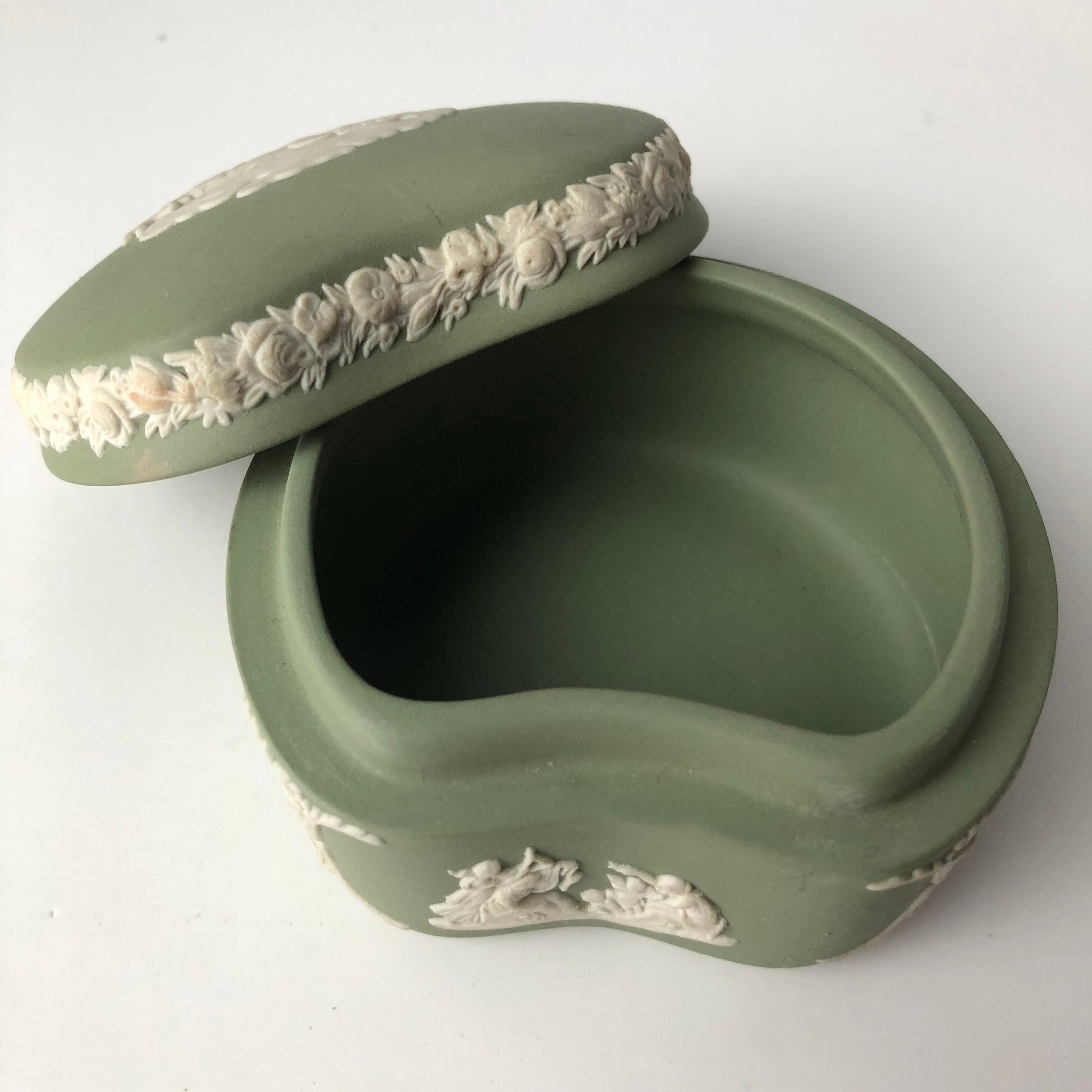 Vintage Wedgwood Sage Green Jasperware caja de baratijas con Etsy México