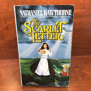 The Scarlet Letter by Nathaniel Hawthorne * Vintage Paperback