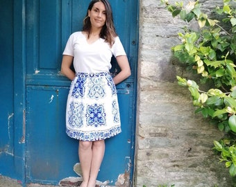 Blue porcelain and white pleated skirt - Porcelain print skirt – Pleated skirt
