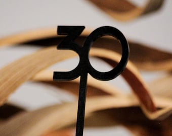 Custom Acrylic Drink Stirrers: Personalized Wedding Decor